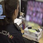 Agentes de la Policía Nacional han detenido a cuatro personas en las provincias de Oviedo, Valencia, Murcia y Madrid.