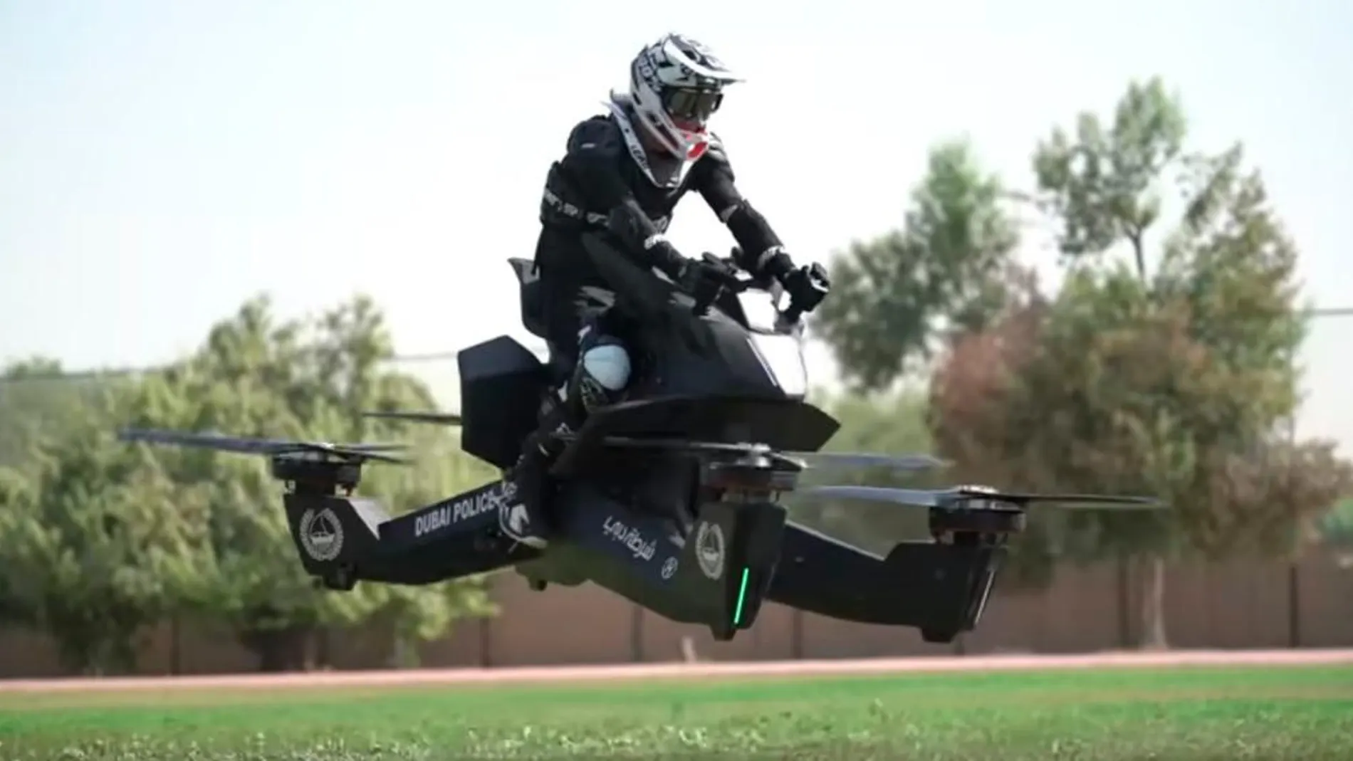 La moto voladora o 'hoverbike' es el modelo S3 2019 que fabrica la empresa estadounidense Hoversurf / YouTube