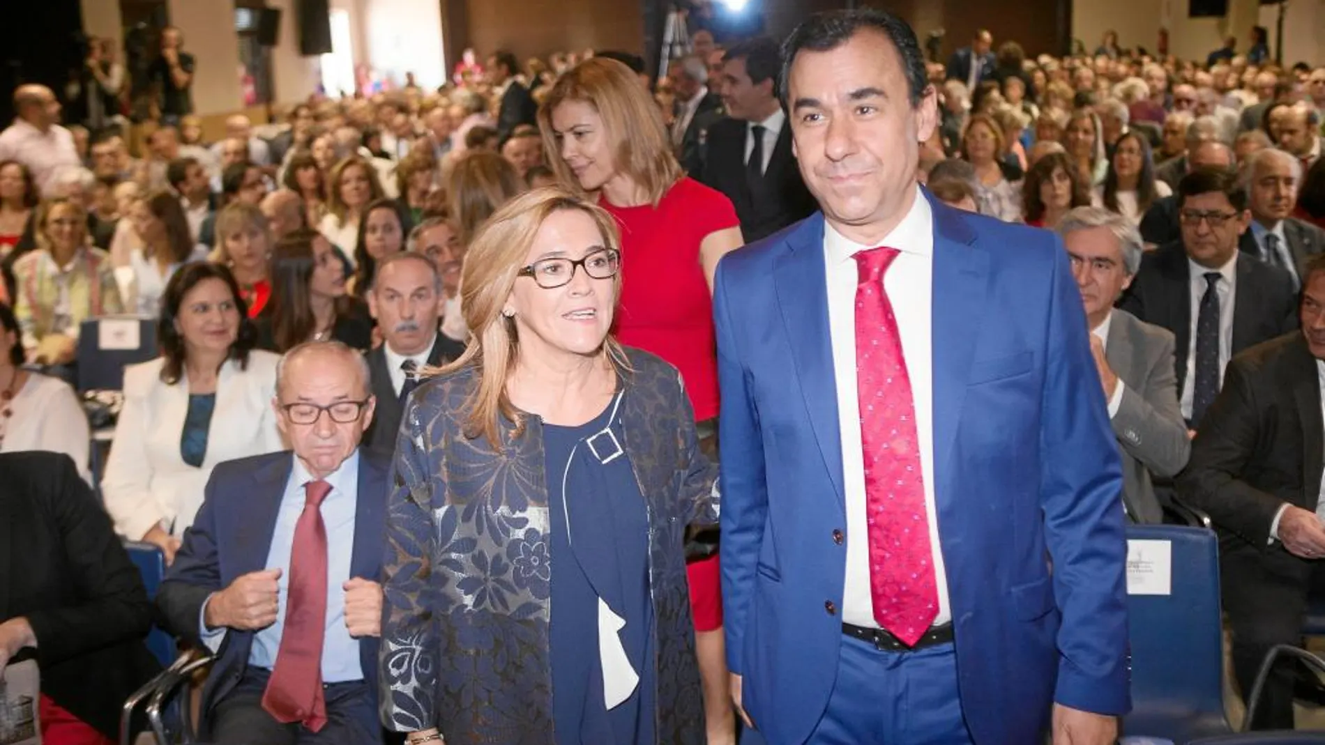 La presidenta de la Diputación, Mayte Martín Pozo, y el vicesecretario de Organización del PP, Fernando Martínez Maillo, acuden a la celebración del Día de la Provincia de Zamora