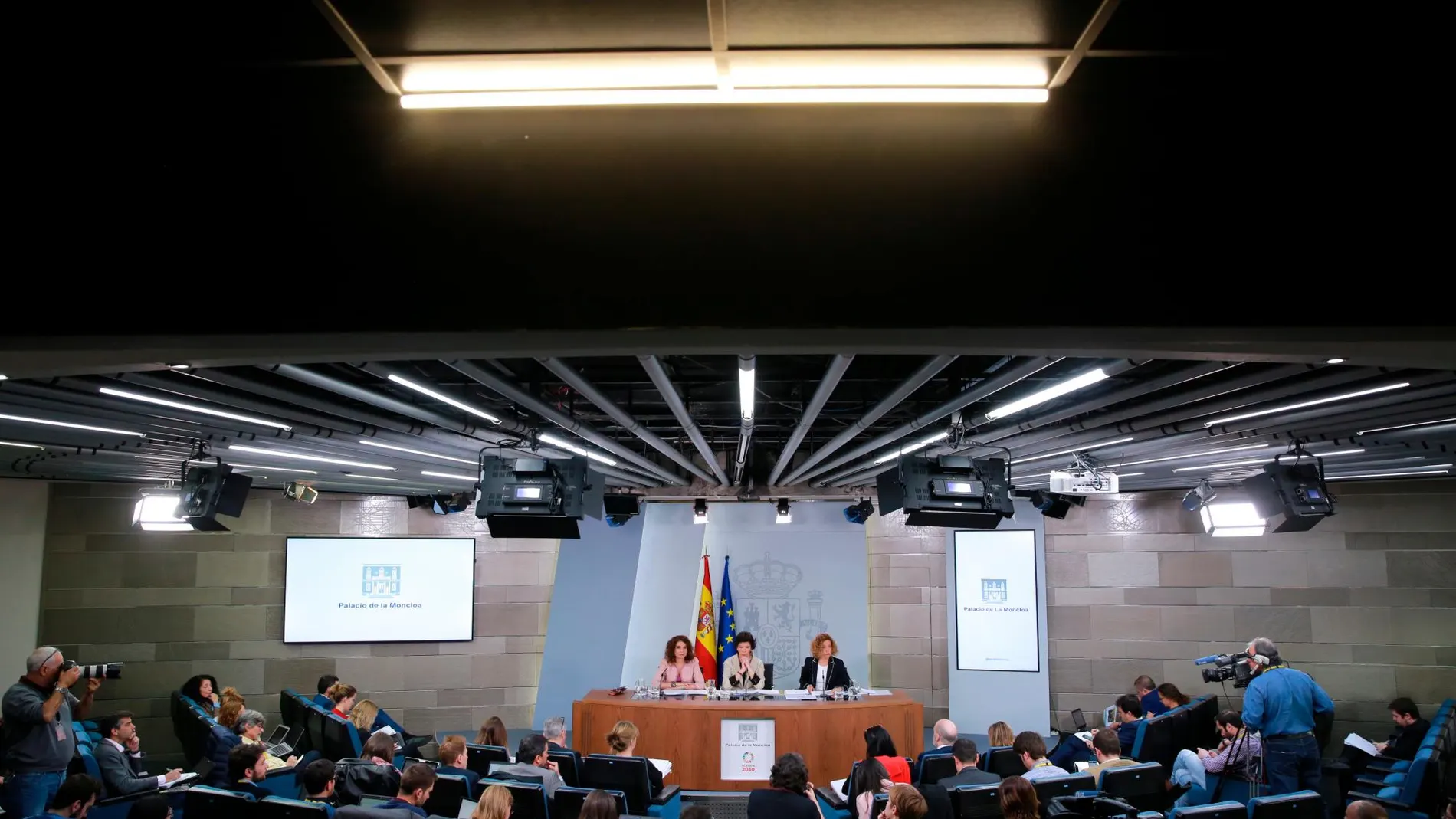 Rueda de prensa de uno de los últimos Consejos de Ministros celebrados en La Moncloa por el Gobierno de Pedro Sánchez. Foto: Cipriano Pastrano