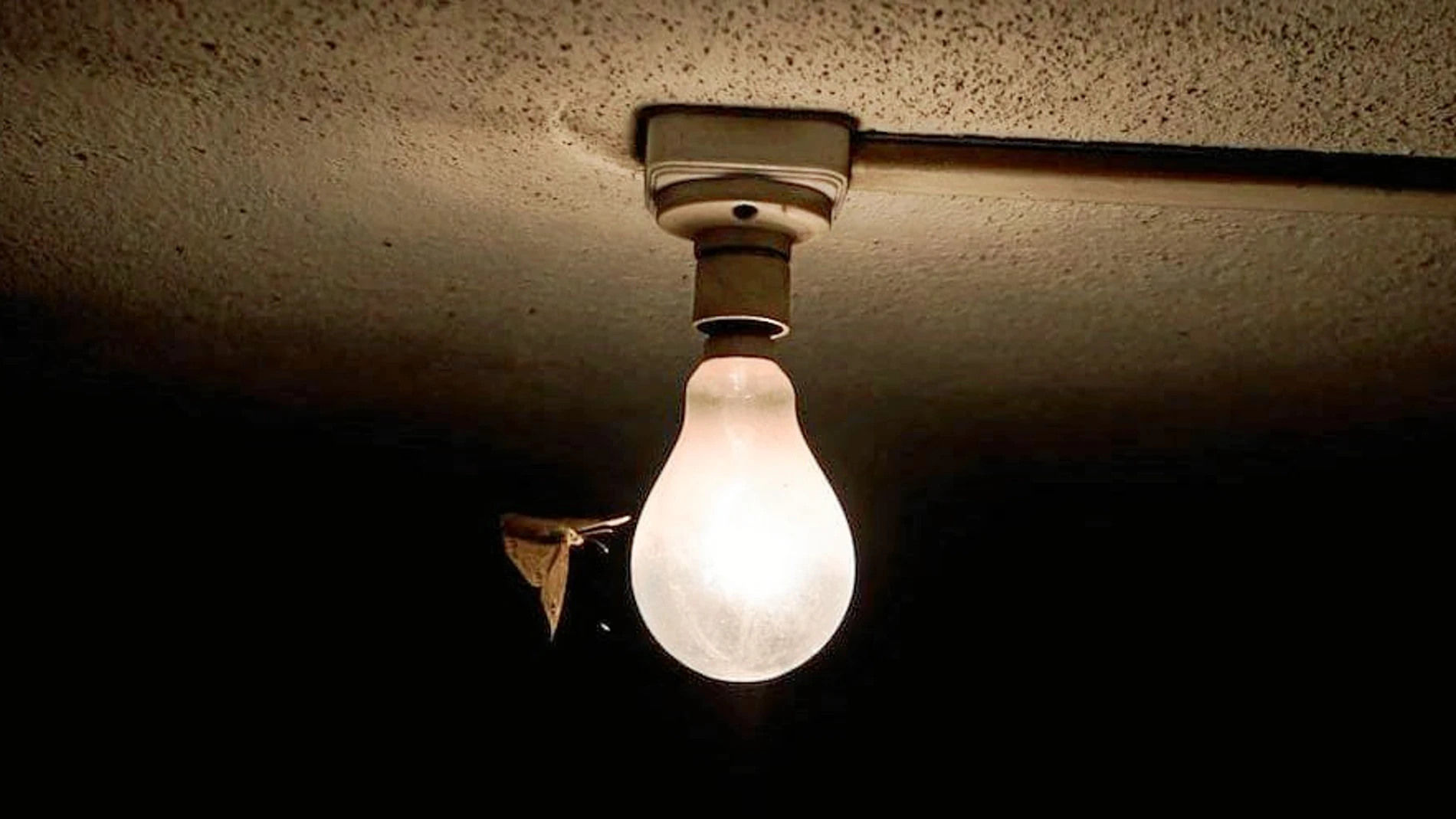 El Ayuntamiento se mostró contundente con la pobreza energética, pese al desmentido de las compañías