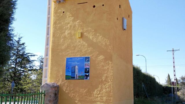 El transformador eléctrico en desuso de Navas de Riofrío (Segovia) restaurado y adecuado para proporcionar refugio a sus más de 50 ejemplares de aves y reptiles