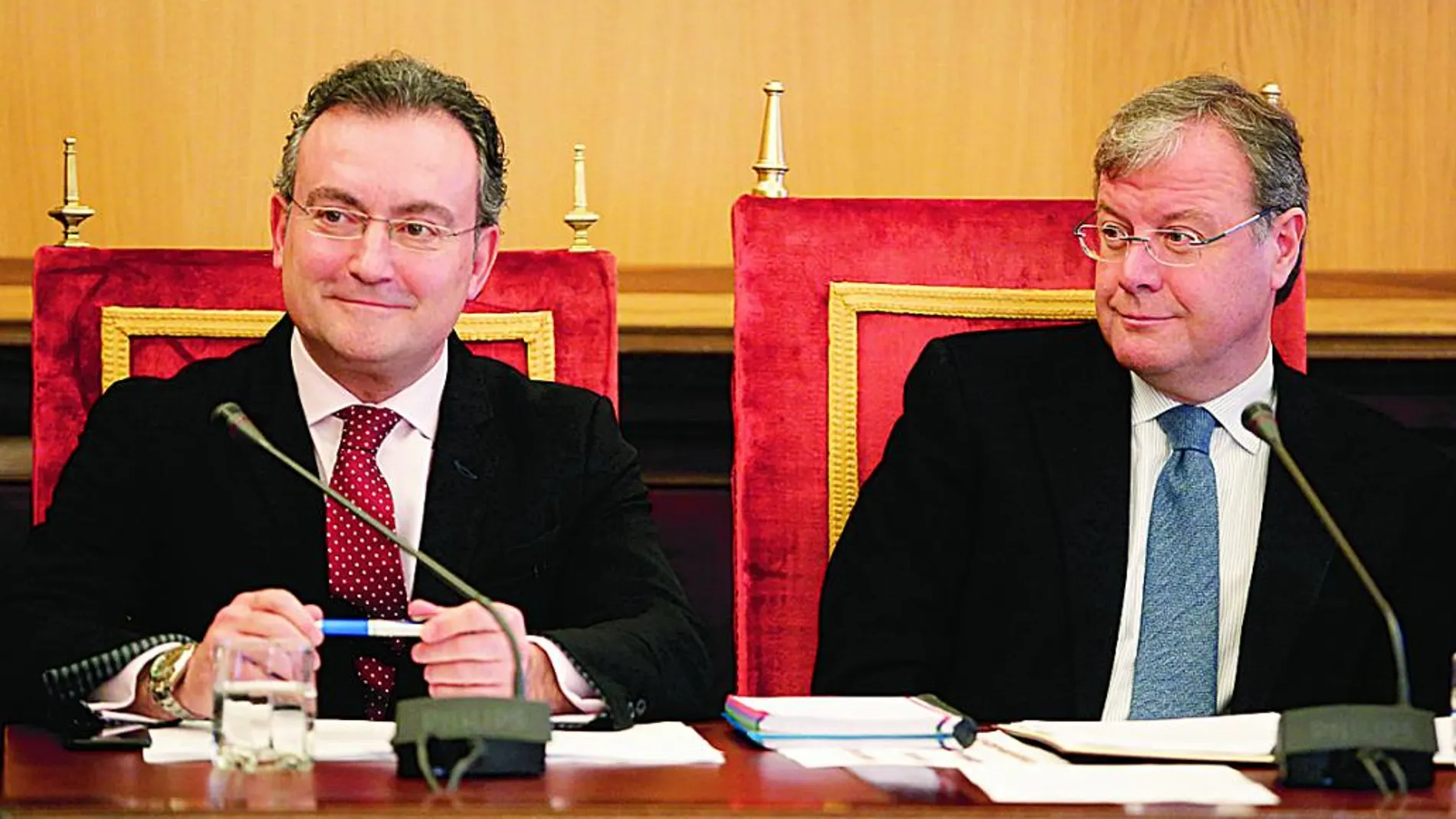 El alcalde de León, Antonio Silván, y el portavoz del Ayuntamiento, Fernando Salguero.