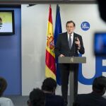 El presidente del Gobierno, Mariano Rajoy, durante la rueda de prensa al término de la reunión de Bruselas de los líderes de la Unión Europea (UE)