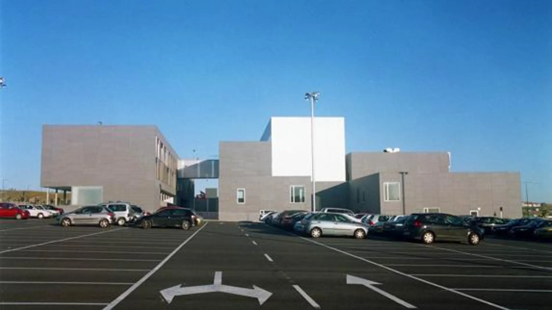 Imagen del edificio de la Facultad de Comercio y Gestión de Málaga