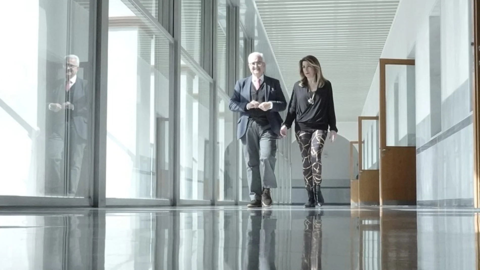 Susana Díaz, ya como jefa de la oposición, junto al ex vicepresidente Jiménez Barrios / Foto: Manuel Olmedo