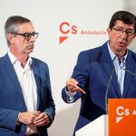 El secretario general de Ciudadanos, José Manuel Villega, y el presidente y portavoz del partido en el Parlamento andaluz, Juan Marín/Foto: Efe