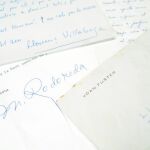 El de Joan Sales es un impresionante archivo en el que se guardan las muchas cartas que el escritor y editor mantuvo con autores como Mercè Rodoreda, Llorenç Villalonga, Joan Fuster o Xavier Benguerel