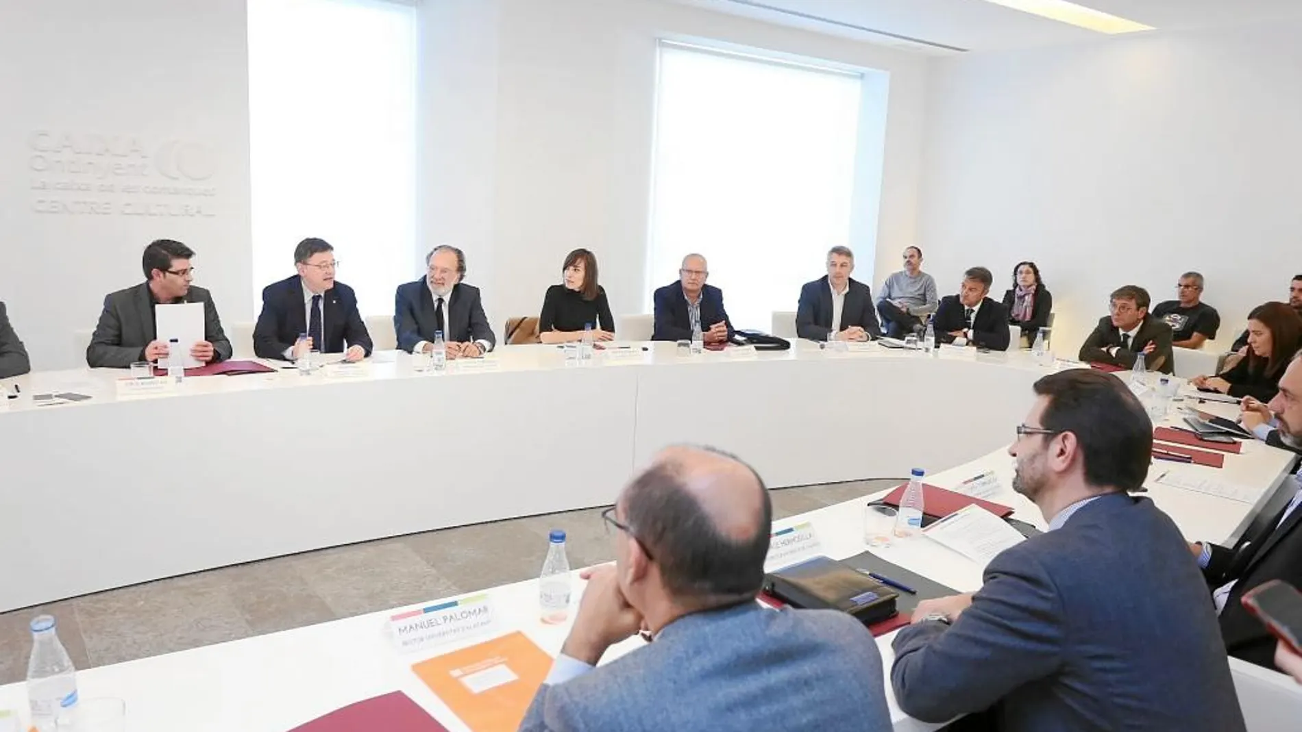 El presidente Puig intervino ayer en la mesa redonda «Retos económicos de las comarcas»