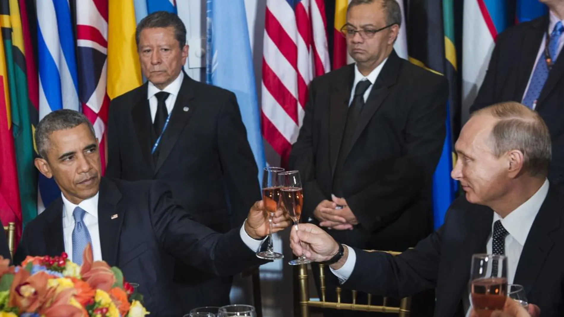 Obama y Putin brindan en la ONU