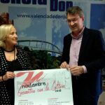 El alcalde coyantino, Juan Martínez Majo, y la concejala de Cultura, María Jesús Marinelli, presentan el programa