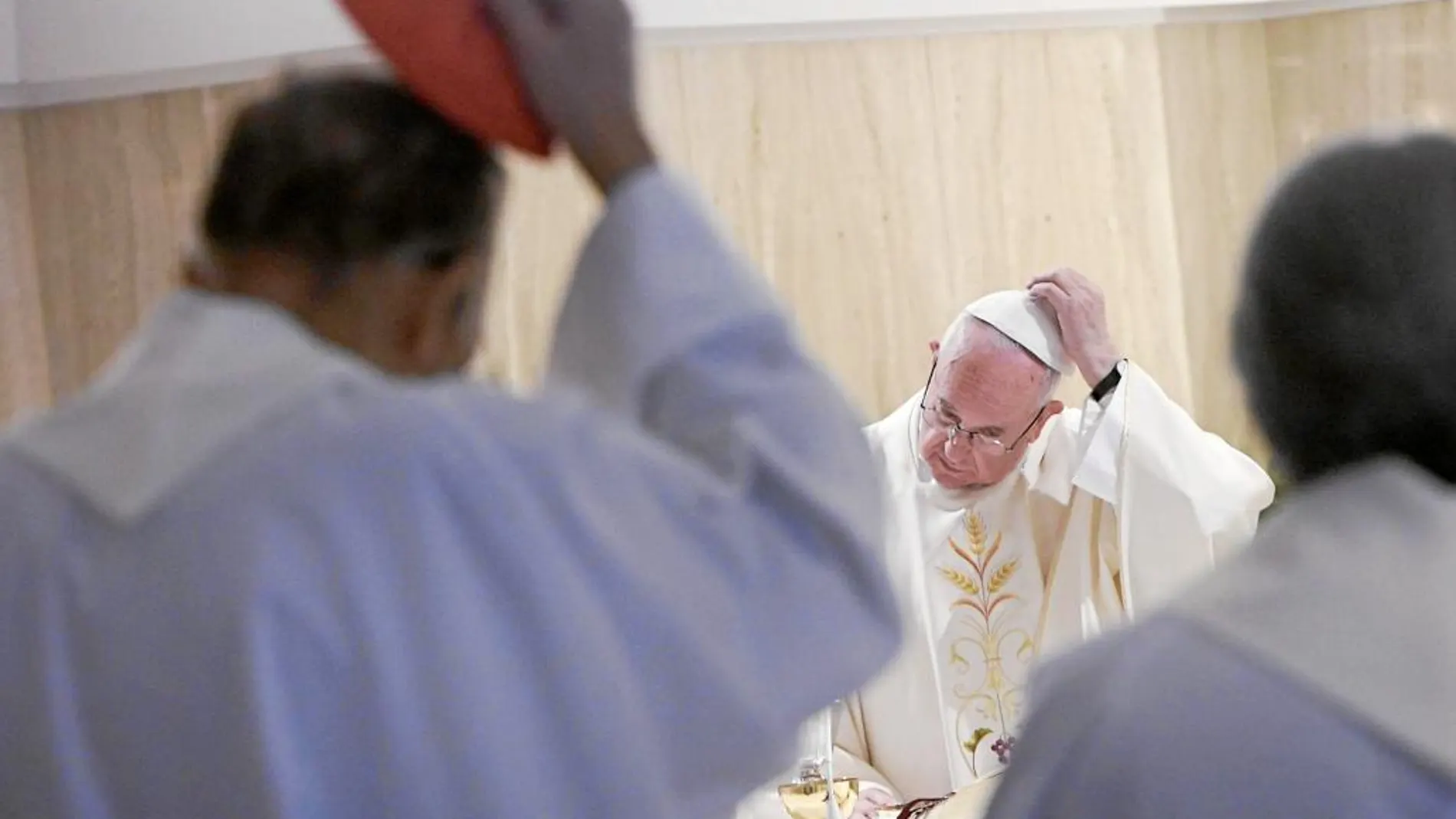 El Papa Francisco, ayer, en una misa en Domus Sanctae Marthae, en Ciudad del Vaticano