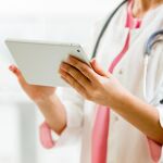 El concepto de hospital ya no se limita a un edificio físico. Han surgido nuevas relaciones virtuales entre médicos y pacientes