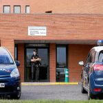 Fotografía de Miguel Ángel Muñoz Blas, detenido al ser el principal sospechoso del crimen de Denise Pikka Thiem sobre una instantánea del Instituto Anatómico Forense de Ponferrada, en León