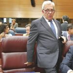 Sánchez Martos dice que no dimitirá si es reprobado.