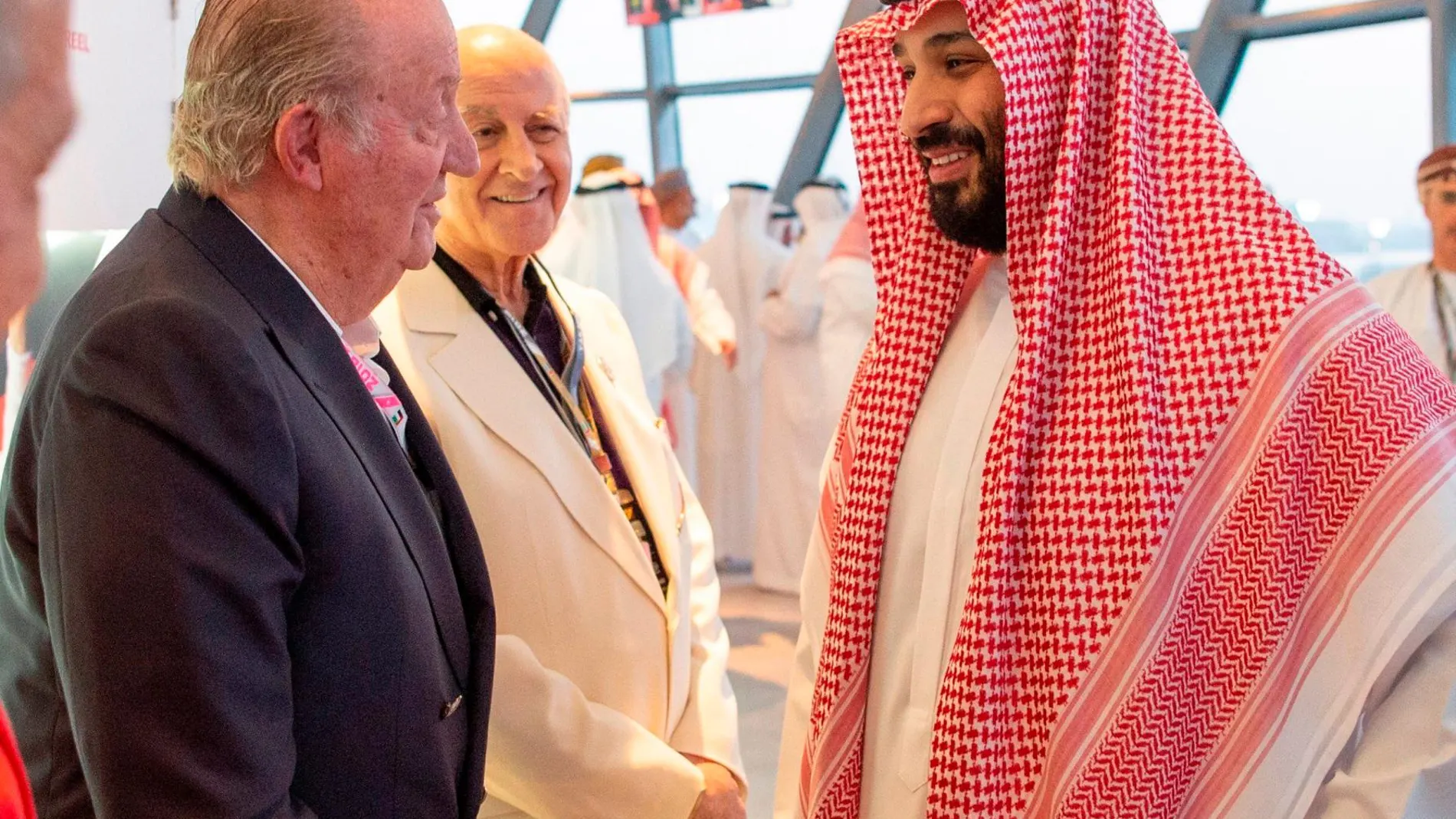El Rey emérito Juan Carlos y el príncipe heredero de Arabia Saudí / Foto: Reuters