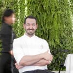 Víctor Ibáñez es el chef de cocina del restaurante de la terraza del hotel Claris.