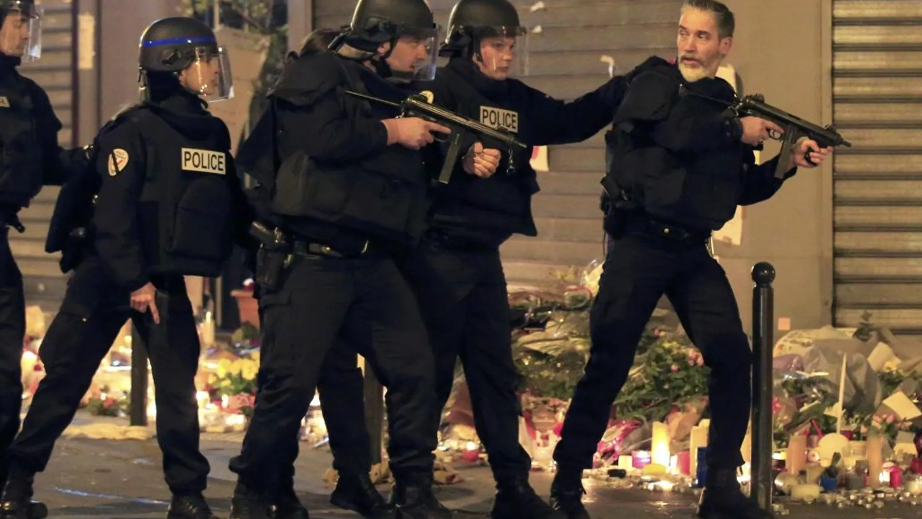 La Policía continúa trabajando para encontrar a más terroristas implicados en la masacre