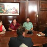 La familia de Yéremi Vargas, reunida con la Delegada del Gobierno en Canarias, Mercedes Roldós, y con el responsable del equipo de investigación de la Guardia Civil que lleva el caso