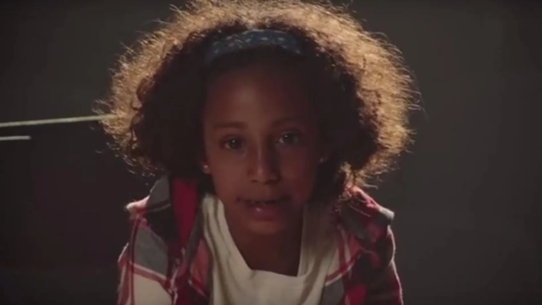 Fotograma del spot protagonizado por Nabila