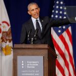 Obama durante su discurso en la Universidad de Illinois/Reuters