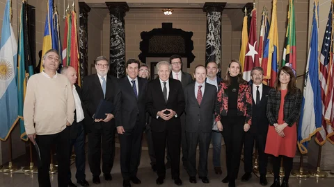 Representantes del Diálogo Social de Castilla y León, encabezados por el consejero de Empleo, Carlos Fernández Carriedo, y con la presencia de Santiago Aparicio, Faustino Temprano y Saturnino Fernández durante los encuentros realizados en Washington con distintas organizaciones