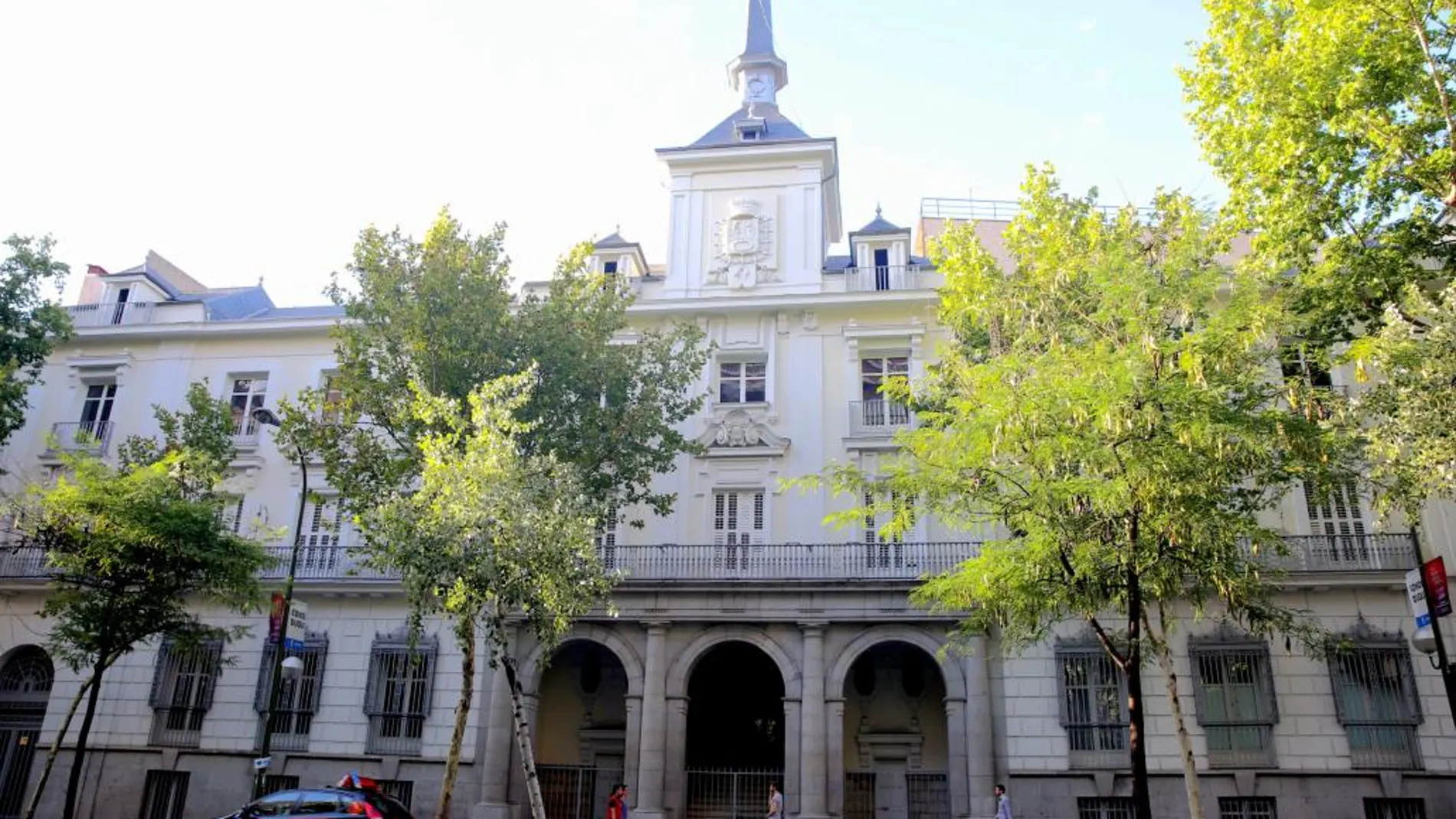 El edificio situado en Alberto Aguilera comenzará sus obras en 2016