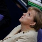 Merkel salva los muebles