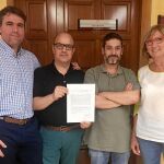 En la imagen, los cuatros concejales de C’s en Reus con la sentencia