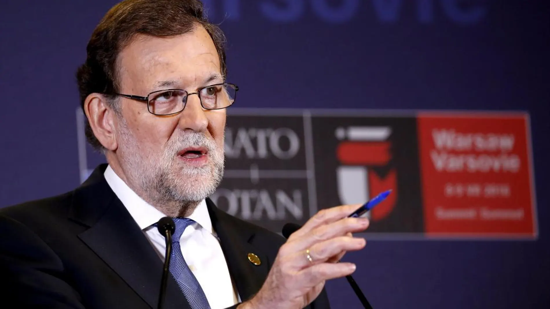 El presidente del Gobierno español en funciones, Mariano Rajoy, durante la rueda de prensa posterior a la sesión plenaria del Consejo del Atlántico Norte