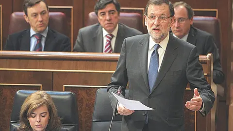 Mariano Rajoy ha pedido un «acuerdo de mínimos» para aprobar los Presupuestos, fijar el techo de gasto y cumplir con Europa. No obstante, Bruselas ya ha activado el mecanismo para sancionar a España por su elevado déficit público