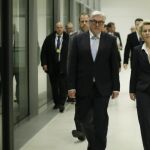 El ministros de Exteriores, Frank-Walter Steinmeier y la ministra de Defensa, Ursula von der Leyen.