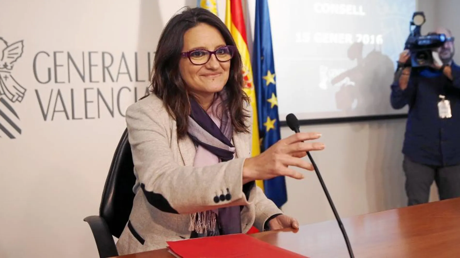 La vicepresidenta del Consell, Mónica Oltra, tras la reunión del pleno del Gobierno valenciano