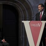 El Rey Felipe VI, durante su discurso en el acto de entrega del XI Premio Europeo Carlos V al ex ministro Marcelino Oreja
