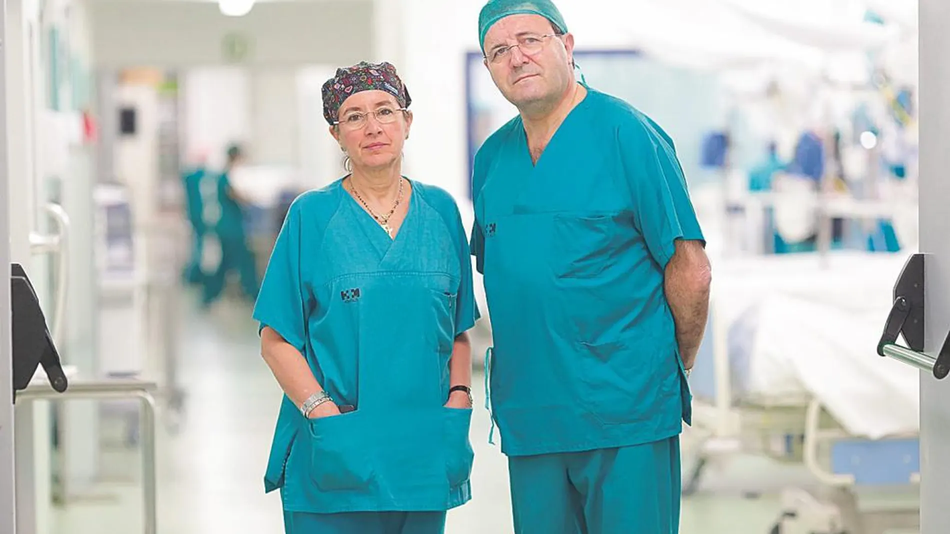 Dr. Emilio Vicente y Dra. Yolanda Quijano / Director y Co-directora del Servicio de Cirugía General y Digestiva del Hospital Universitario
