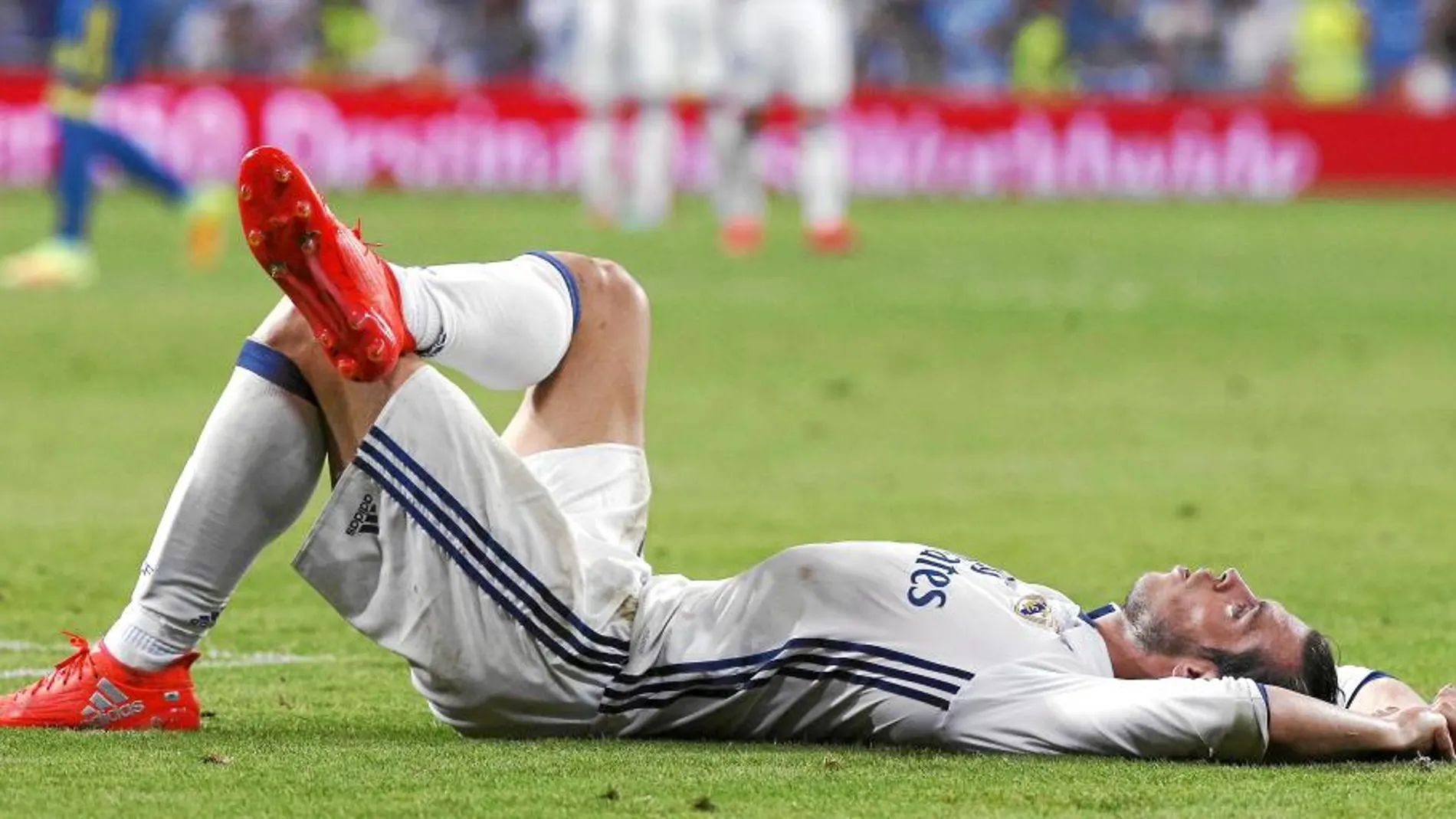En una imagen que recordaba la final de Milán, Bale y otros jugadores terminaron extenuados tras ganar al Celta