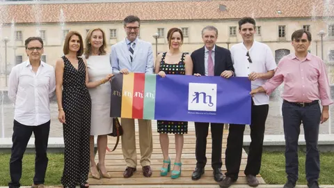 Silvia Clemente y José Luis Vázquez, en el centro, presentan la programación