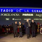 Javier Tebas, José Benlloch, Fernando Roig y Ximo Puig, junto al estadio