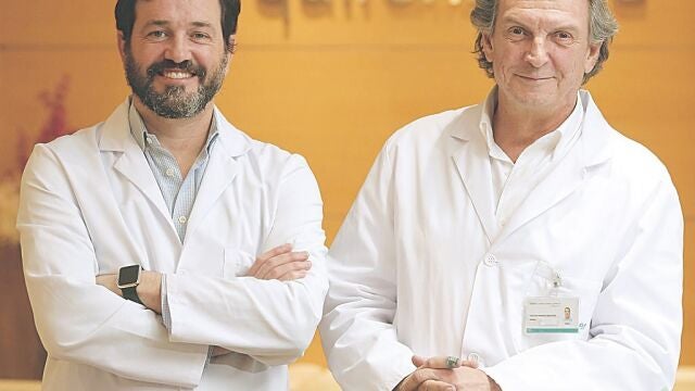 Dr. Miguel Carasol y Dr. Antonio Lorente / Coordinadores de la Unidad de Periodoncia Hospitalaria, integrada en el Servicio de Cirugía Maxilofacial del Complejo Hospitalario Ruber Juan Bravo, grupo Quirónsalud