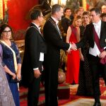 Pedro Sánchez, en el besamanos ofrecido por los Reyes al presidente de Perú, Matín Vizcarra