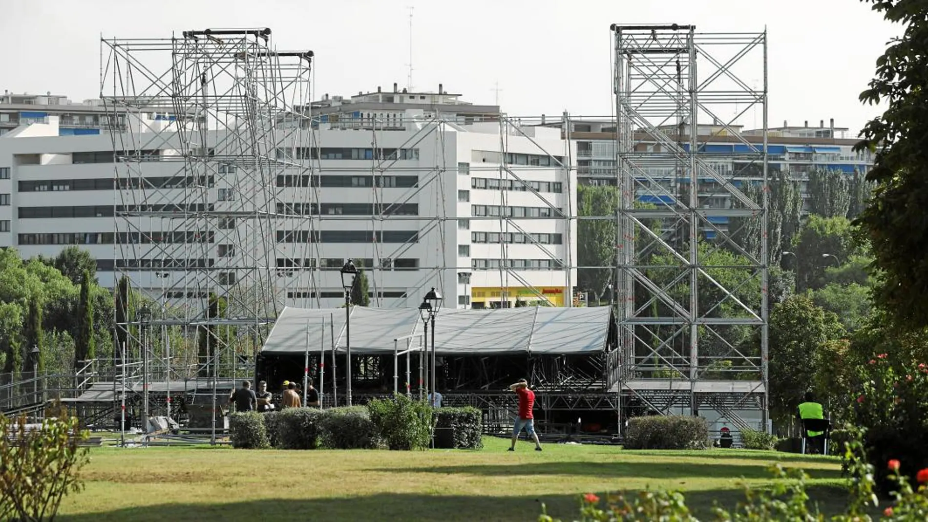 Unos 60 artistas de primer nivel en la música electrónica y urbana está previsto que actúen a partir de las 17:00 horas