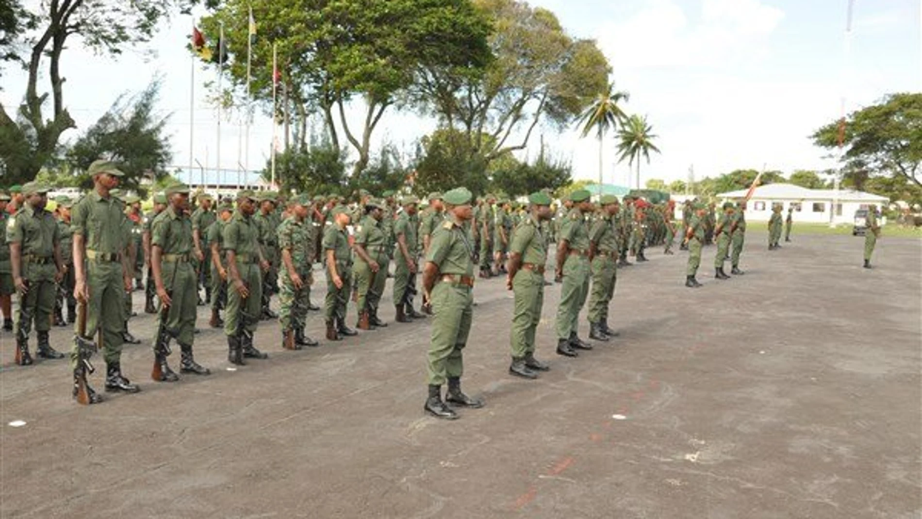Soldados de las Fuerzas Armadas de Guyana