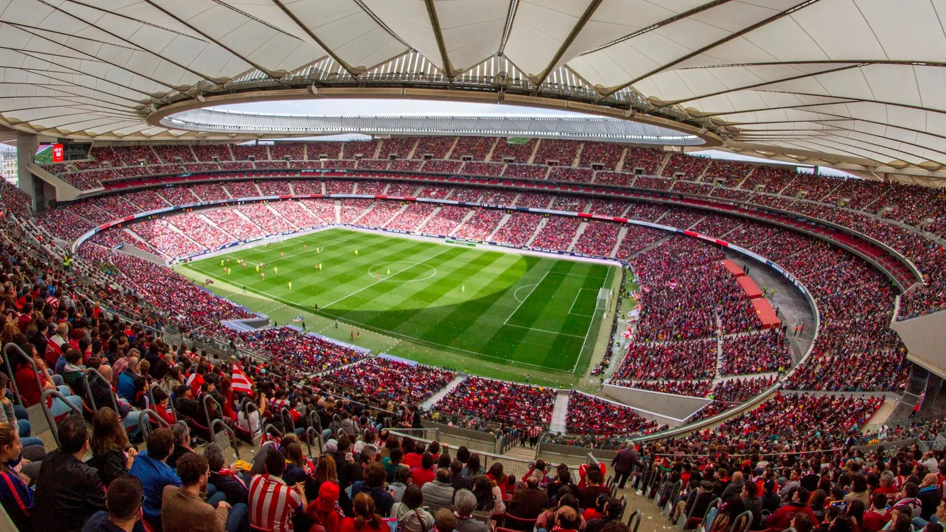 Con 60.739 espectadores en las gradas, el Wanda Metropolitano logró este domingo el récord de asistencia a un partido de fútbol femenino en España