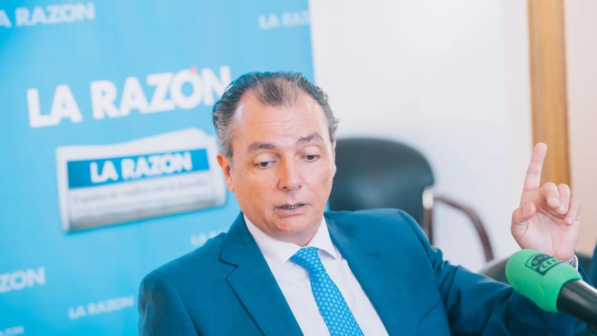 Salvador Navarro insta al Ministerio de Fomento a tomar cartas en la crisis de los estibadores
