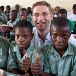 El presidente de la ONG Mary's Meals, en Haiti