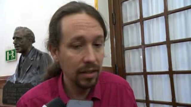 Iglesias acusa a Aznar y González de «echar gasolina al fuego» sobre Venezuela