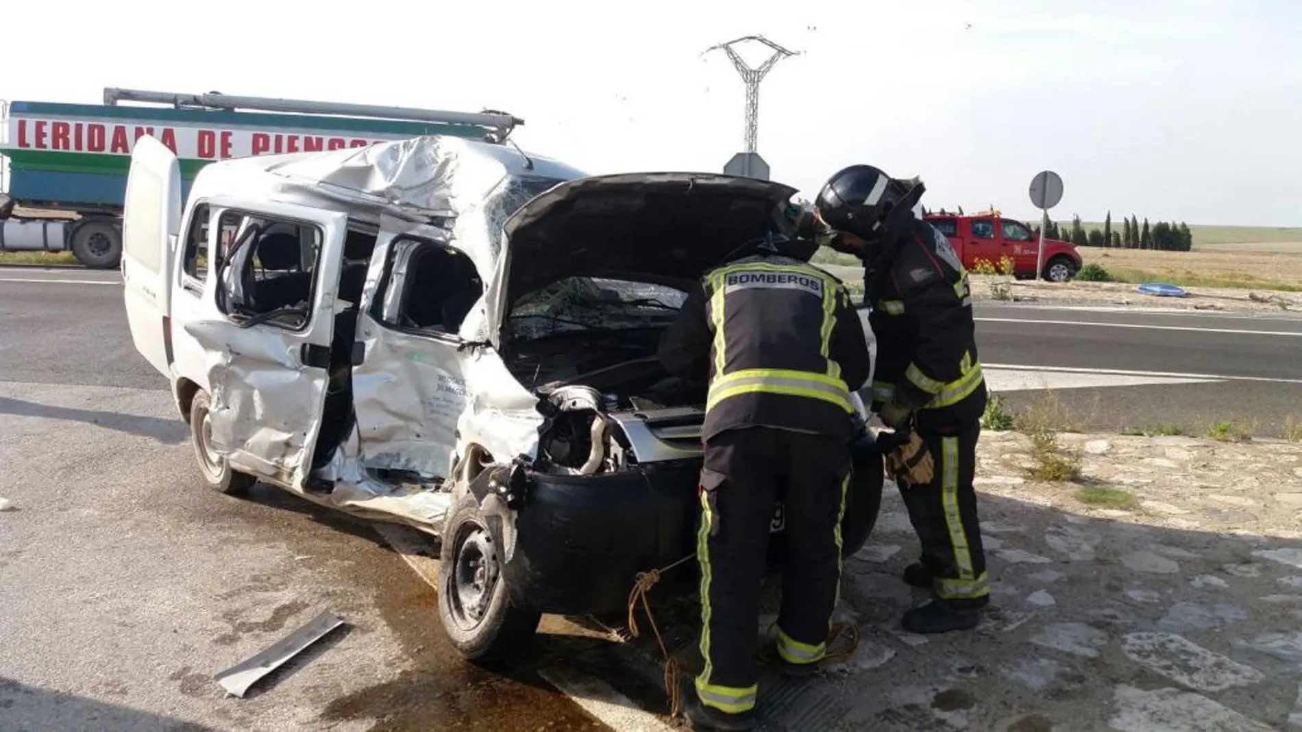 Accidente de tráfico ocurrido el sábado pasado en la N-II a la altura de Bujaraloz (Zaragoza)