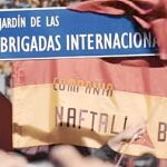 «Defender la República». Las imágenes del vídeo que el Ayuntamiento de Madrid colgó ayer, 20-N, en sus perfiles oficiales de Twitter y Facebook homenajean a las Brigadas Internacionales