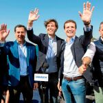 El líder del PP, Pablo Casado, estuvo ayer en Málaga con Juanma Moreno y el candidato por la ciudad, Pablo Montesinos