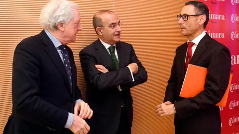 Antonio Méndez Pozo, Eduardo Hernández y Carlos Alonso de Linaje, ayer en Burgos